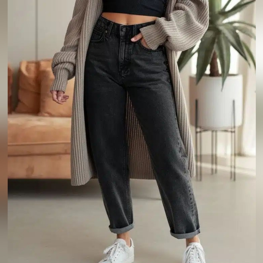 Levi's 80s Mom Jeans Stonewash Sz 2 Nwt